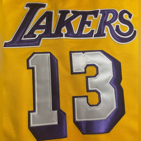 Wilt Chamberlain Mitchell & Ness Hardwood Classics authentic Lakers Jersey - Picture 5 of 10